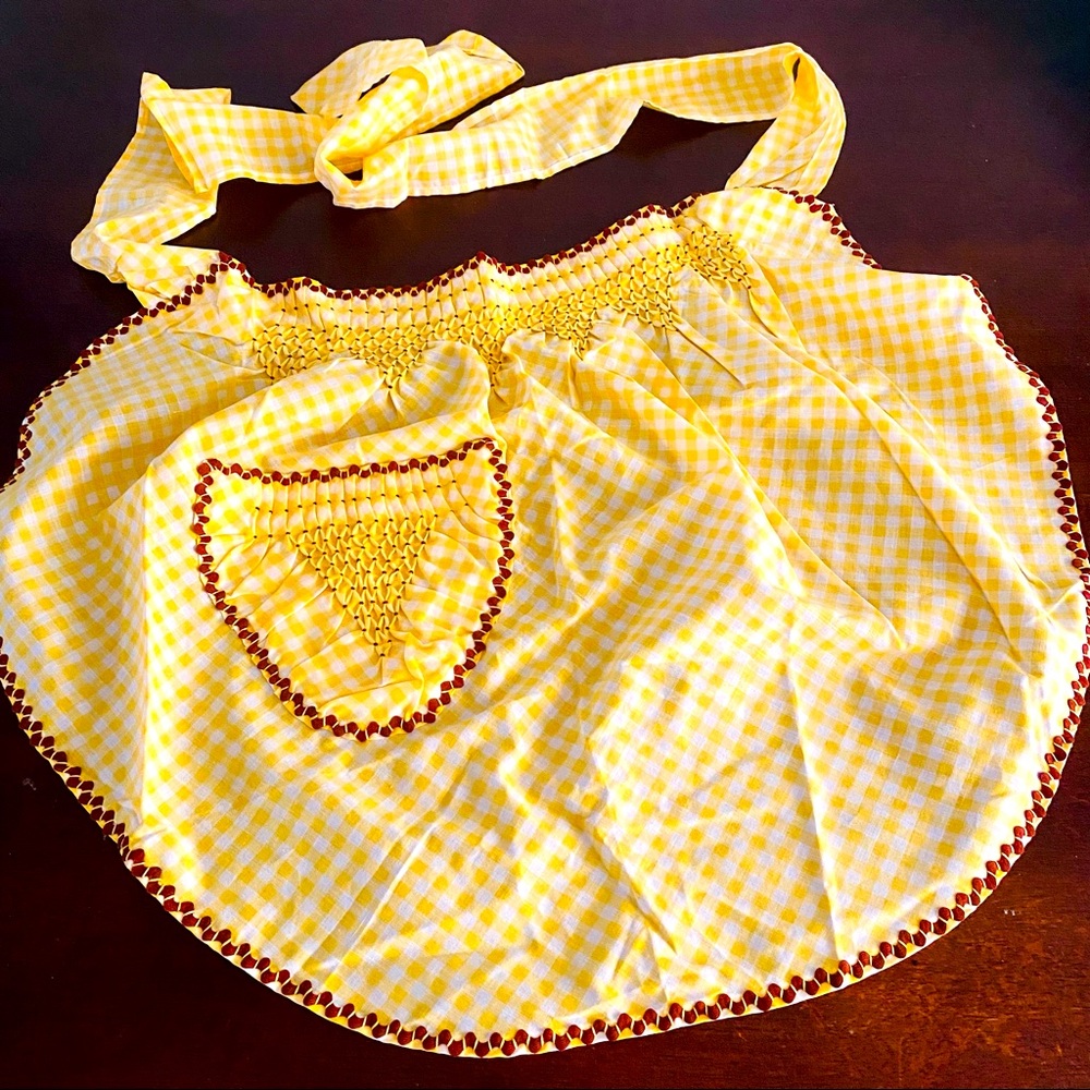 Vintage apron, handmade, yellow/white checkered, brown detail, circa 1950’s-60’s